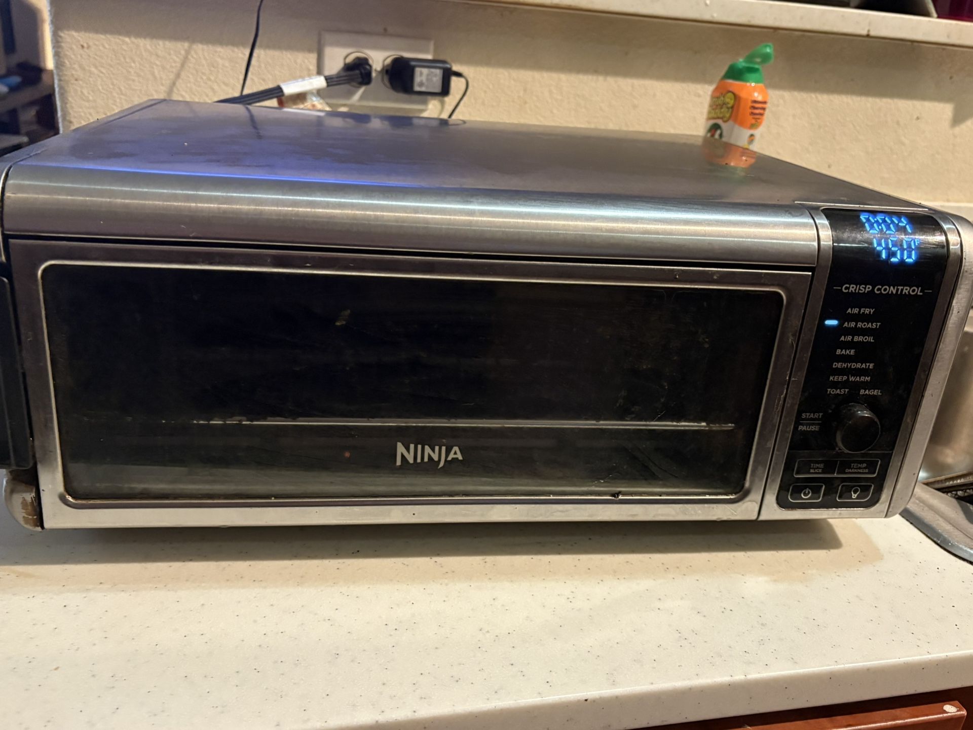 Ninja 8 In 1 Air Fryer, Convection Oven/ Toaster/ Roaster