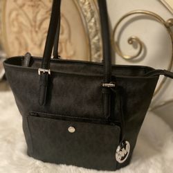 🌸💕🍀Michael Kors Shoulder Bag