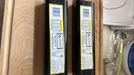 Fluorescent light transformer