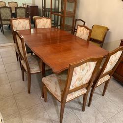 Vintage Drop Leaf Dining Table with Leaf and 6 chairs. GREAT CONDITION SEE ALL PHOTOS   PICK UP IN PASADENA 77505