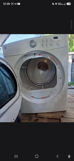 Dryer Kenmore gas everything works 2 months Warranty Delivery Installation Available
