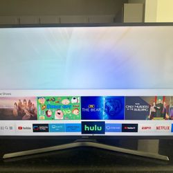 Samsung 40” 4K Smart TV – Works Great