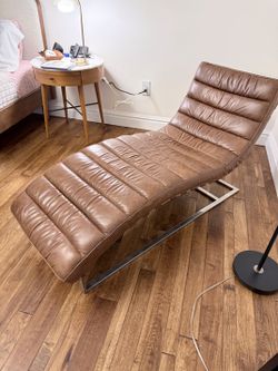 Alphaville Design "Exposition" Mid-Century Leather Chaise Lounge