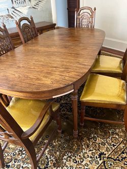 Free Dining Set