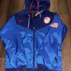 Nike 2020 Olympic USA Windrunner Sz Medium 
