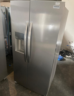 Deal: Frigidaire Gallery SxS Stainless Fridge w/ Ice Maker