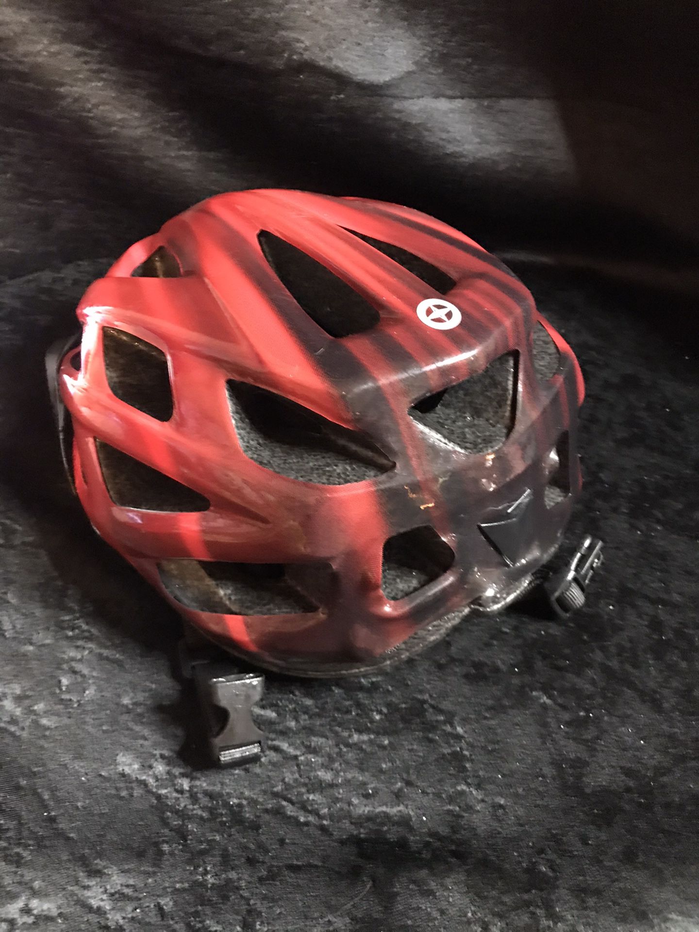 Schwinn bicycle helmet! Red and black new!