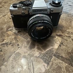 Olympus OM10