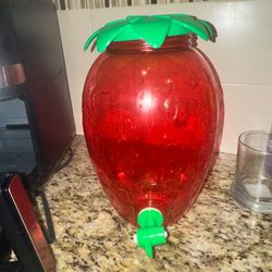 Strawberry-shaped drink dispenser with matching tumblers