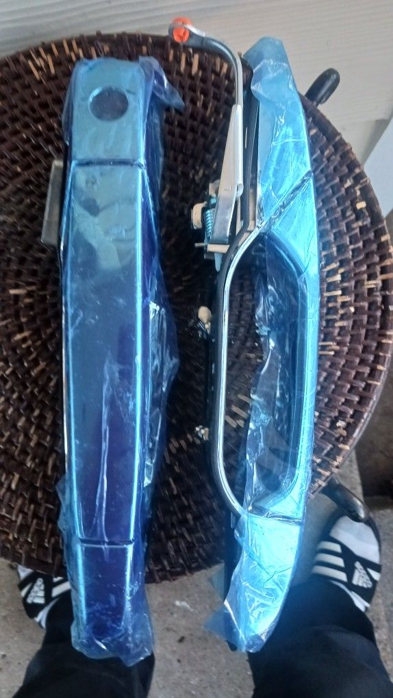 07 13 Chevy Gmc Door Handle