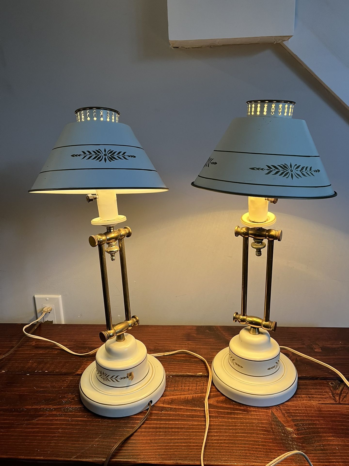 Vintage Pair 2 Underwriter Laboratories Toleware Posable...