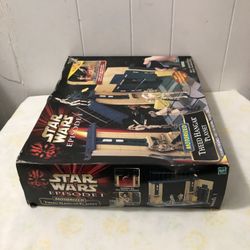 Star Wars 1999 Episode 1 Theed Hangar PlaySet Open Box New 