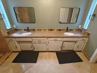Bathroom vanity cabinets