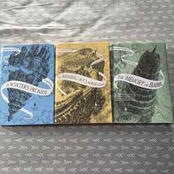 The Mirror Visitor by Christelle Dabos