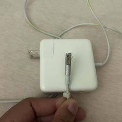 Apple MagSafe 60W Power Adapter For MacBook 