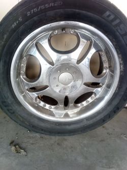 20" RIMS IN GOOD CONDITIONS.