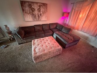 Grey sectional + optional ottoman