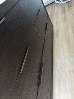 Brown dresser