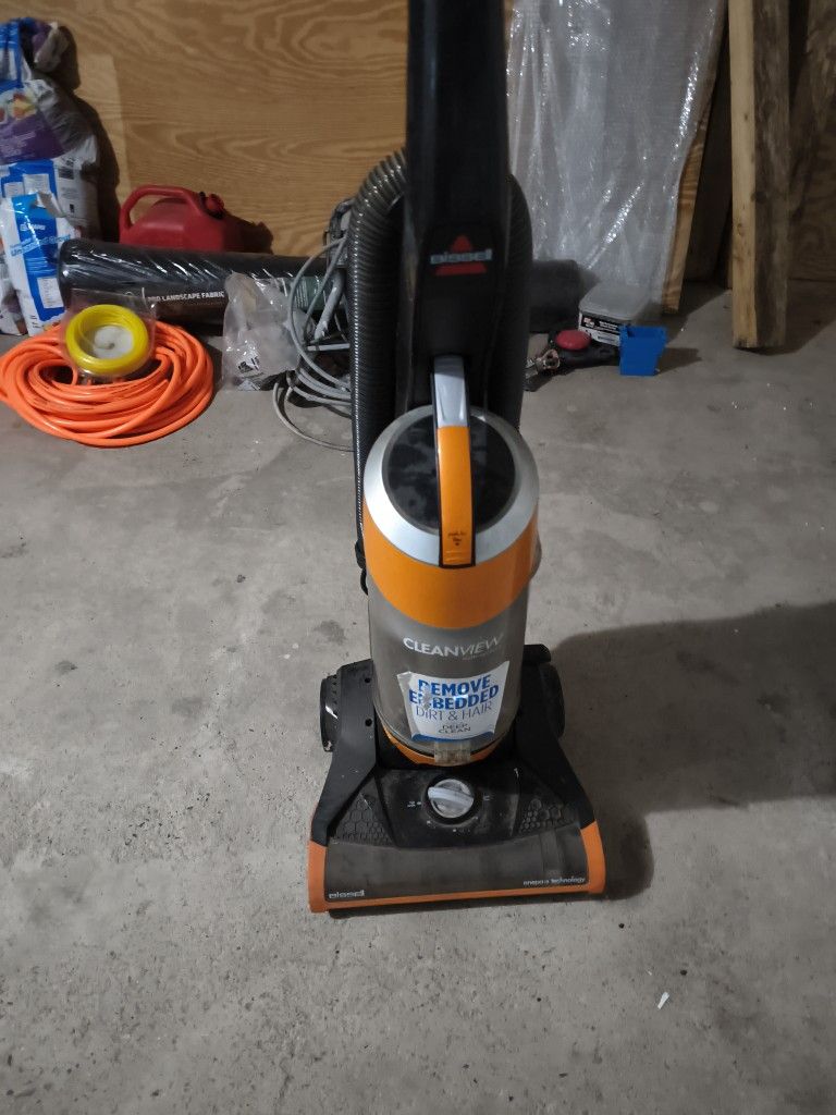 Bissell Upright Vacuum 