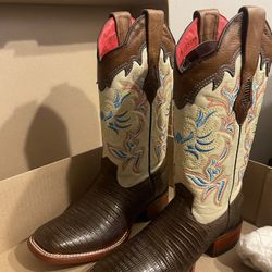 Women’s Cowboys Boots