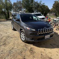 2016 Jeep Cherokee