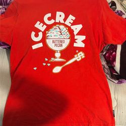 Red Ice cream shirt size m