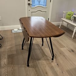 Wooden Collapsible Dining Table 