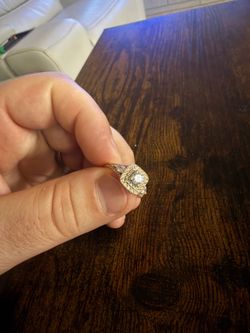 18k Rose Gold Natural Diamond Engagement Ring