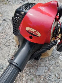 Shindaiwa T222 weedeater