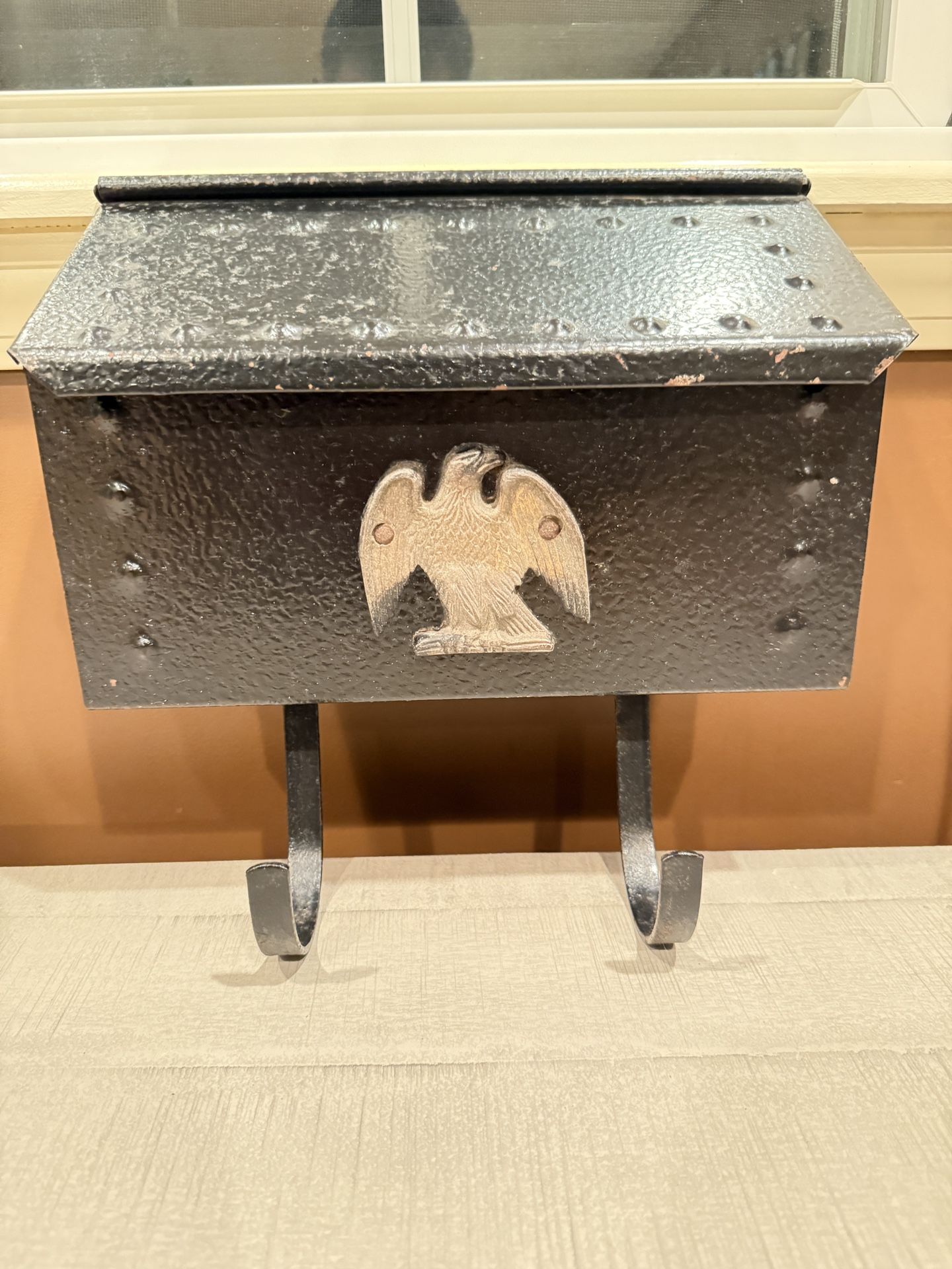 Vintage Metal MAILBOX w/ Federal Eagle & Newspaper Holder