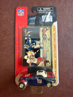 2002 Tiki Barber Chrysler Blister Fleer Hanger: NFL New York Giants Diecast Toy Car