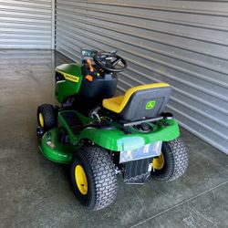 John Deere S100 Gas Riding Lawn Mower 