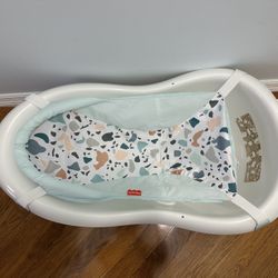 Fisher-Price Baby to Toddler Sling ‘N Seat Tub with 2 Toys