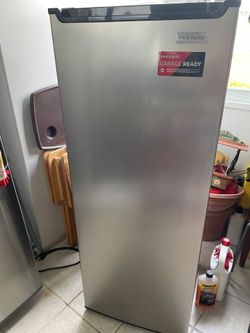 Frigidaire freezer