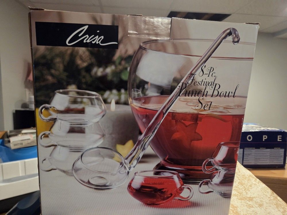 Crisa 8 Pc Glass Punch Bowl Set 