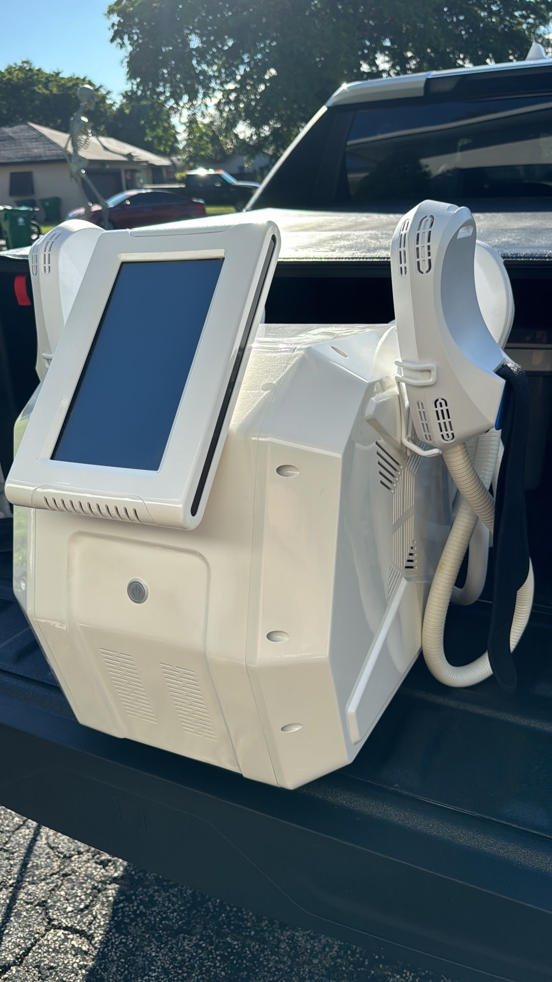 EMSCULPT Machine