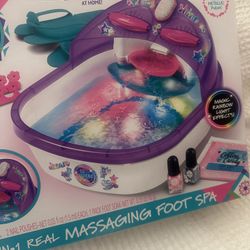 New In Box - Shimmering Foot Spa (lights up)
