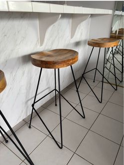 Free bar height stools set of 3