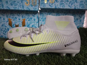 Soccer cleats us size 10