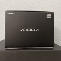 Fujifilm X100VI Silver