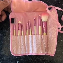 Small Make Up Brush Set 