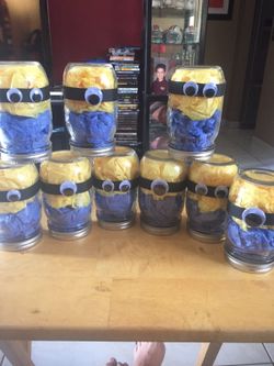Minion decorations for party or bedroom