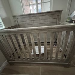 Simmons Kids' Slumbertime Monterey 4-in-1 Convertible Crib - Rustic White