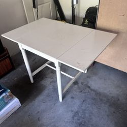 White Foldable Dining Table 
