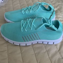 Women Brand New Sz 8