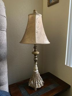 Table lamp