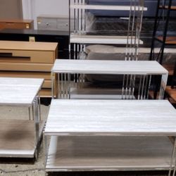 Beautiful 4 Pc Living Room Set (New )