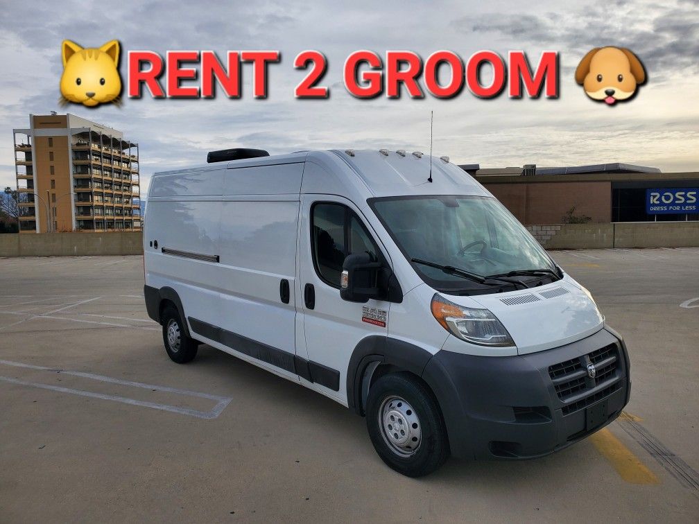 los angeles dog grooming trucks near me