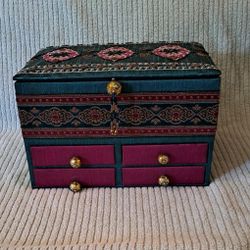 Beautiful Beaded Jewelry Box