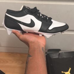 Jordan 1 Low TD Cleats